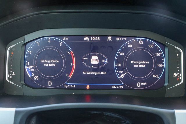 Used 2021 Volkswagen Atlas SEL Premium image 32