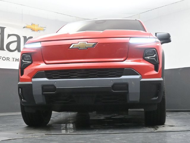 New 2026 Chevrolet Silverado EV LT AWD/4WD image 34