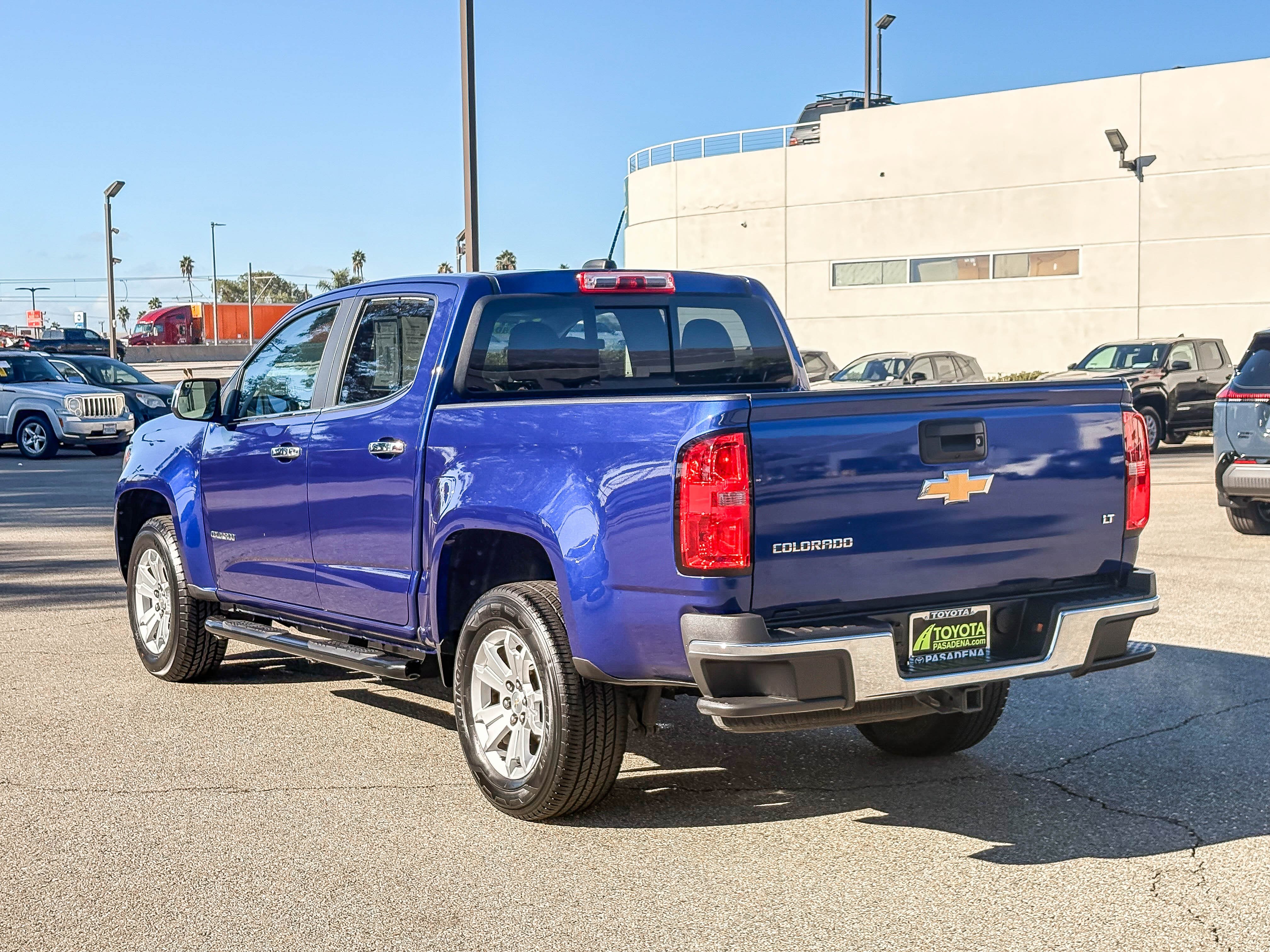 Used 2016 Chevrolet Colorado LT w/ Luxury Package, Chrome RWD image 8