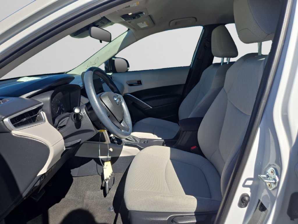 Used 2023 Toyota Corolla Cross L AWD/4WD image 10