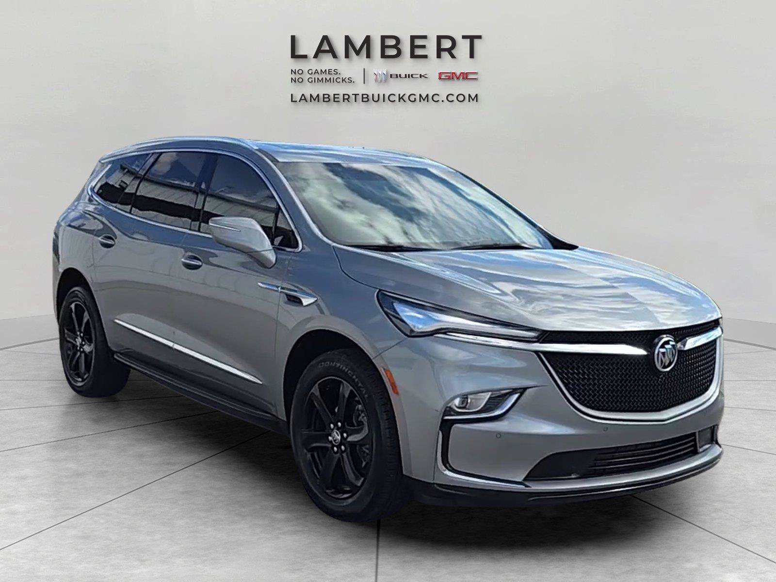Used 2023 Buick Enclave Essence w/ Experience Buick Package FWD image 3