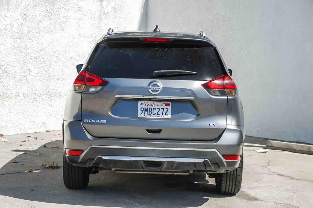 Used 2018 Nissan Rogue SV FWD image 5