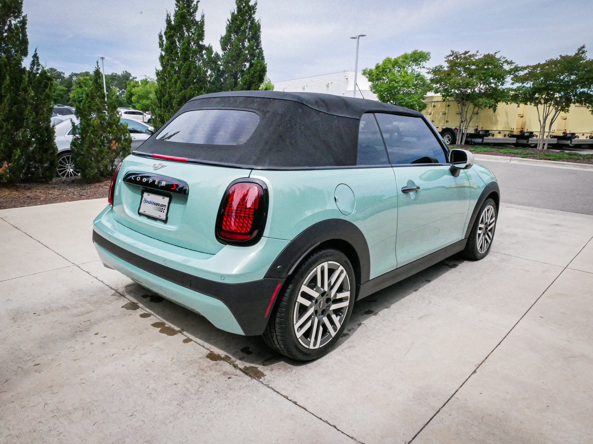 Used 2025 MINI Cooper S FWD image 10