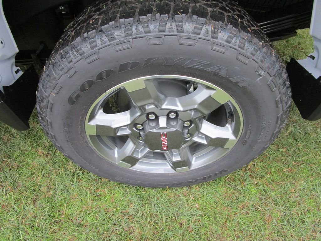 New 2026 GMC Sierra 2500 SLE w/ SLE Value Package; image 17