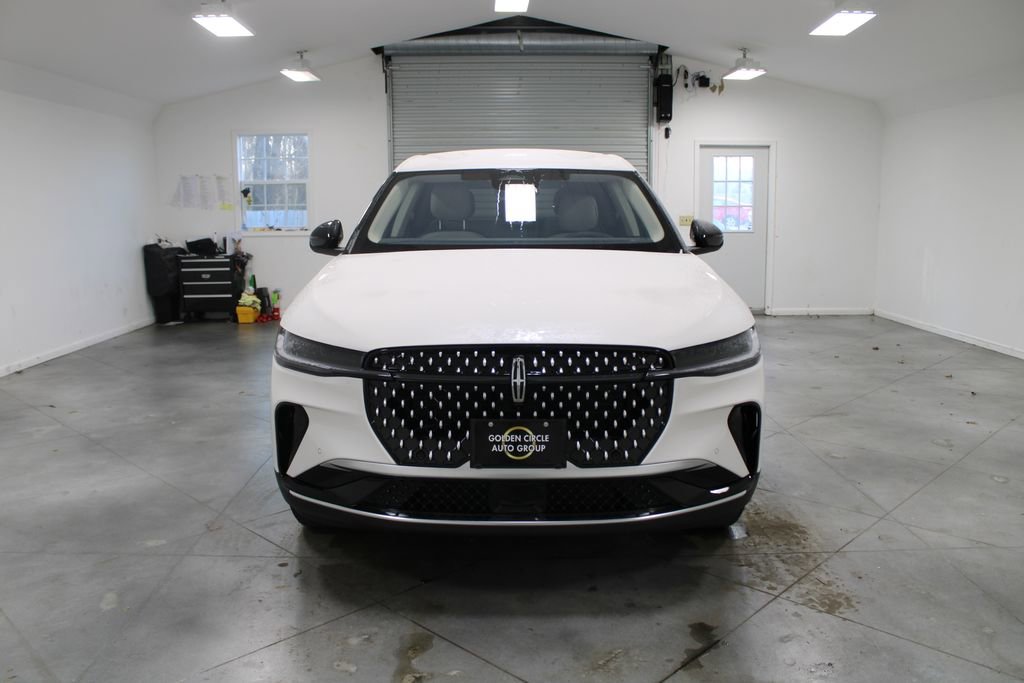 New 2026 Lincoln Nautilus Premier image 2