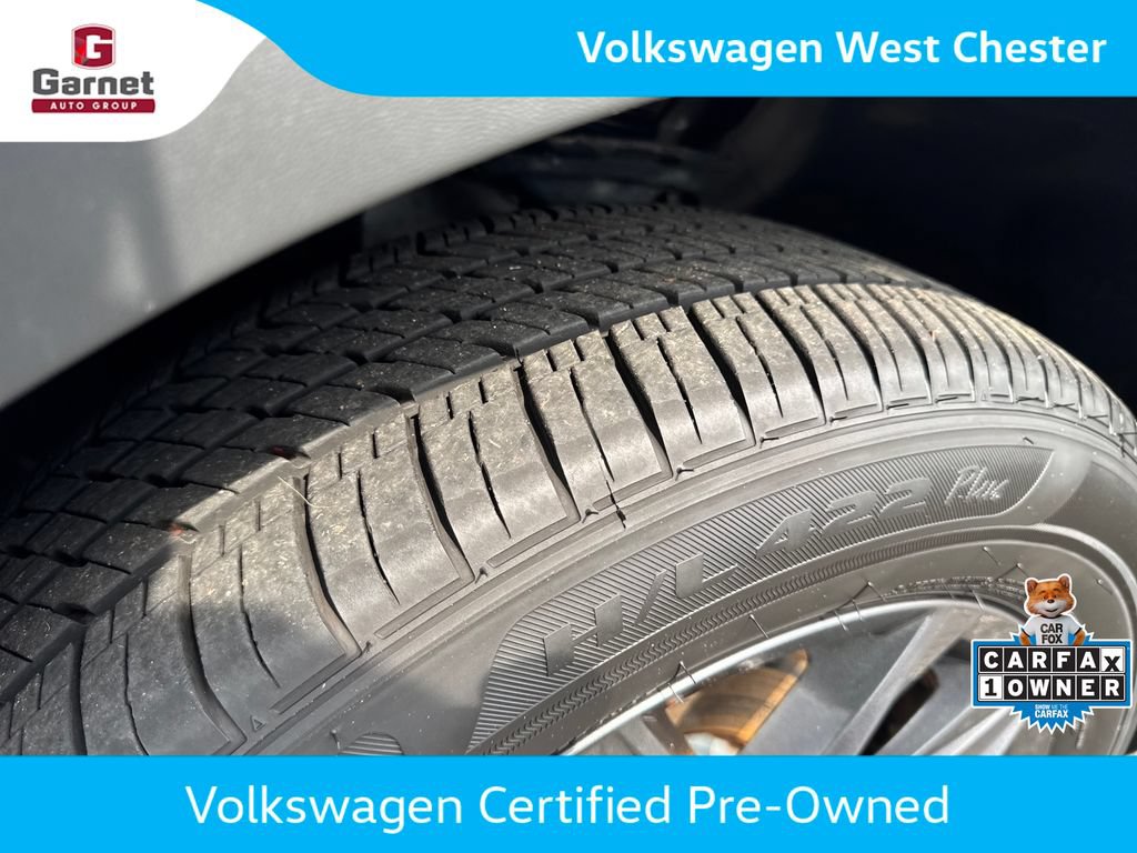 Certified 2023 Volkswagen Tiguan SE FWD image 37
