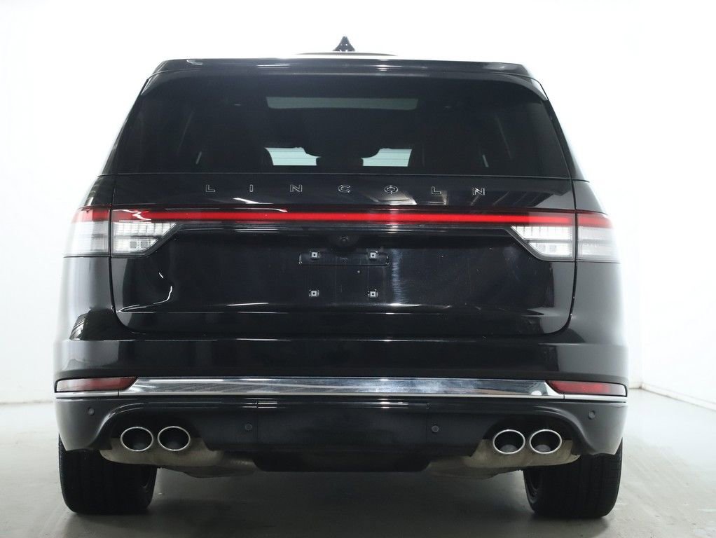 Certified 2025 Lincoln Aviator Black Label image 52
