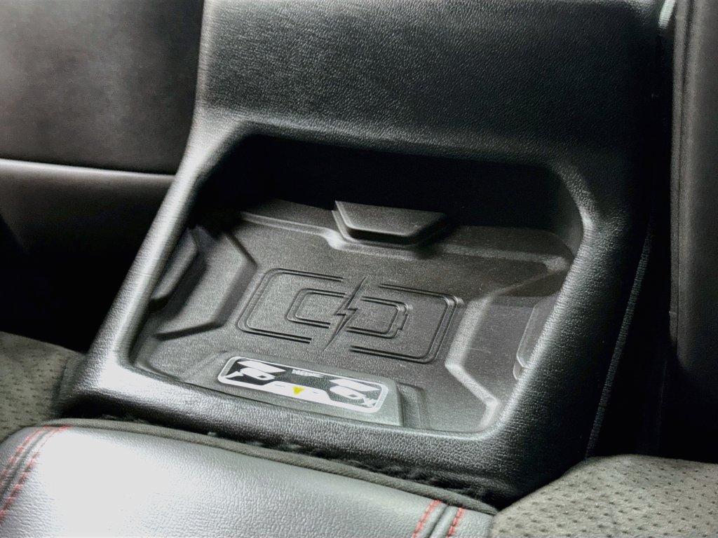 Used 2019 Chevrolet Camaro ZL1 RWD image 24