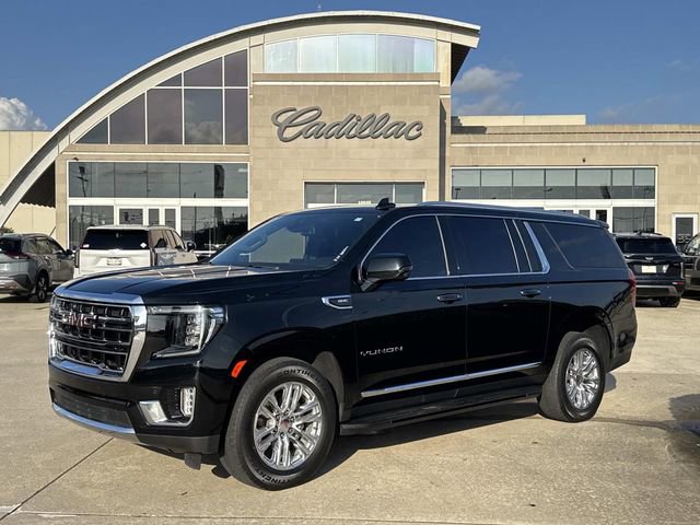 Used 2023 GMC Yukon XL SLT w/ SLT Premium Package image 1
