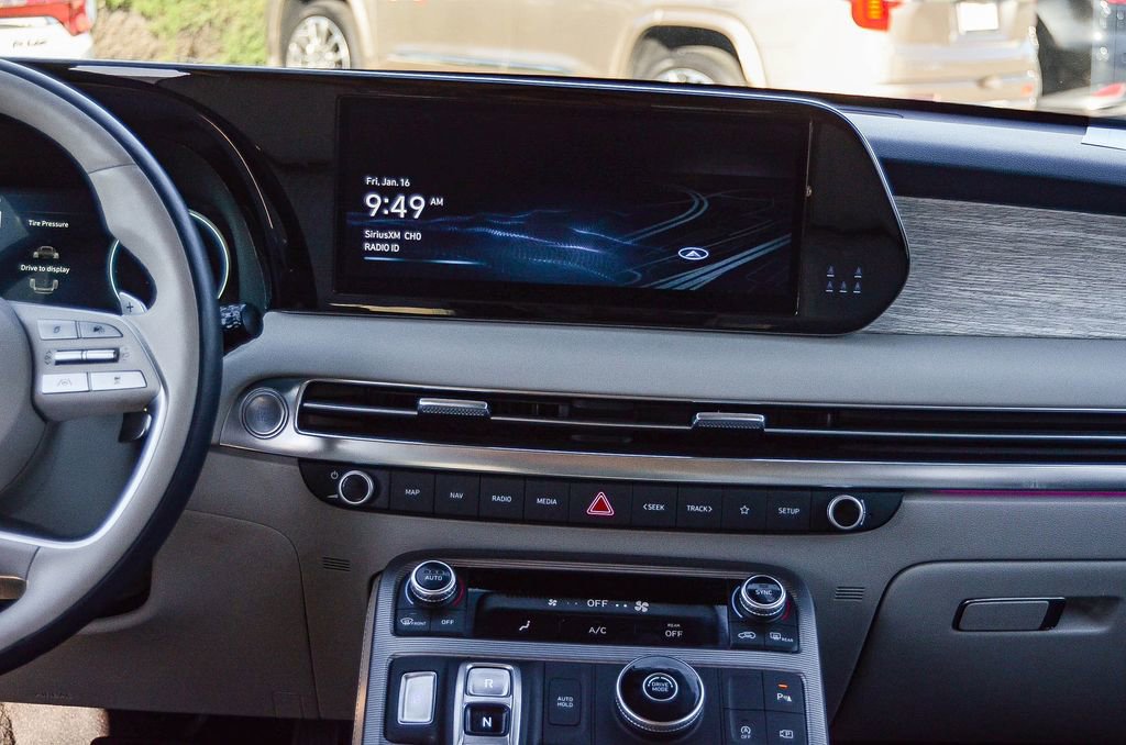 Used 2023 Hyundai Palisade Calligraphy image 13