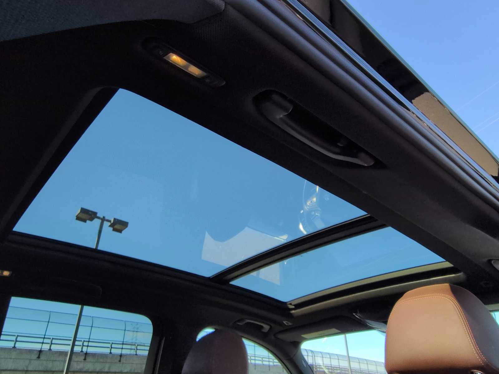 Used 2023 BMW X5 xDrive40i w/ Parking Assistance Package image 23