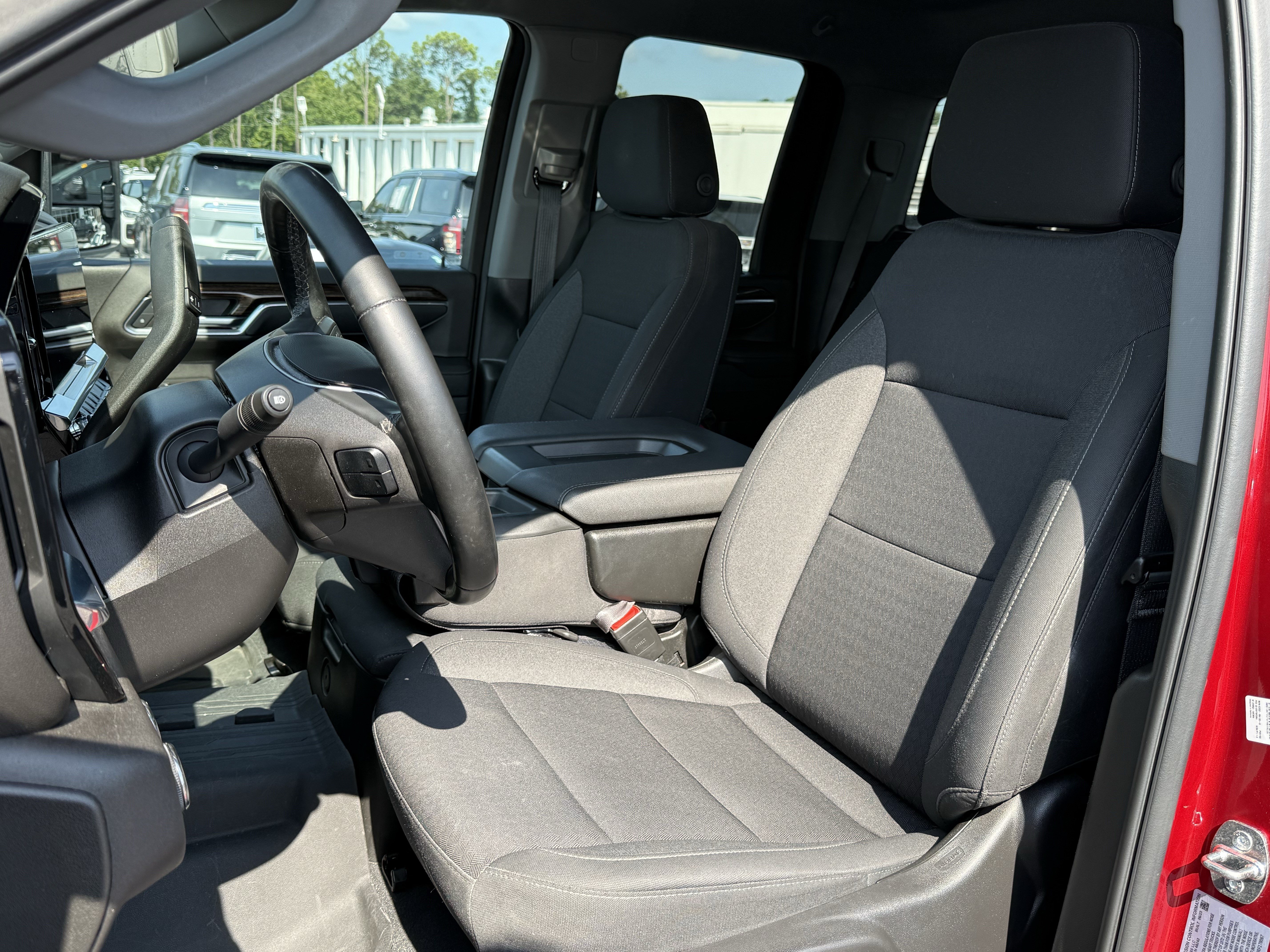 Used 2024 GMC Sierra 2500 SLE w/ SLE Value Package; AWD/4WD image 16