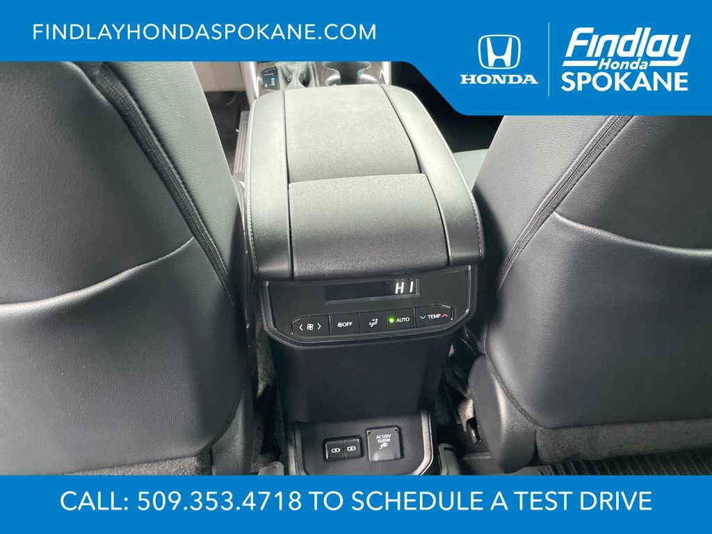 Used 2026 Toyota Highlander Limited image 21