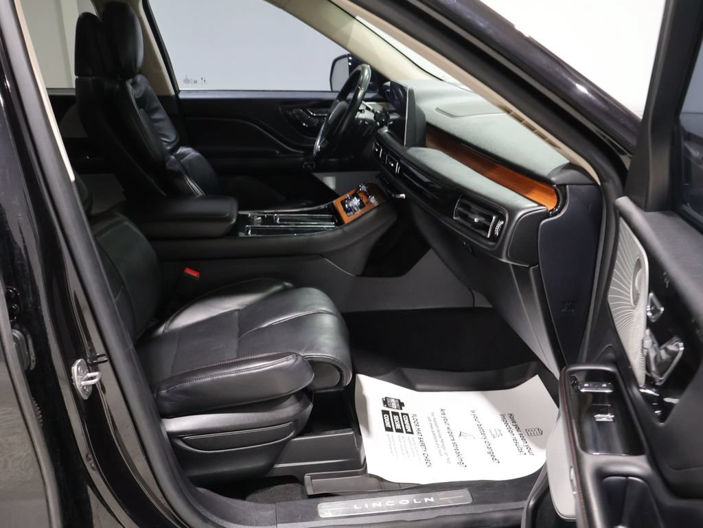 Used 2020 Lincoln Aviator Reserve w/ Equipment Group 202A AWD/4WD image 23