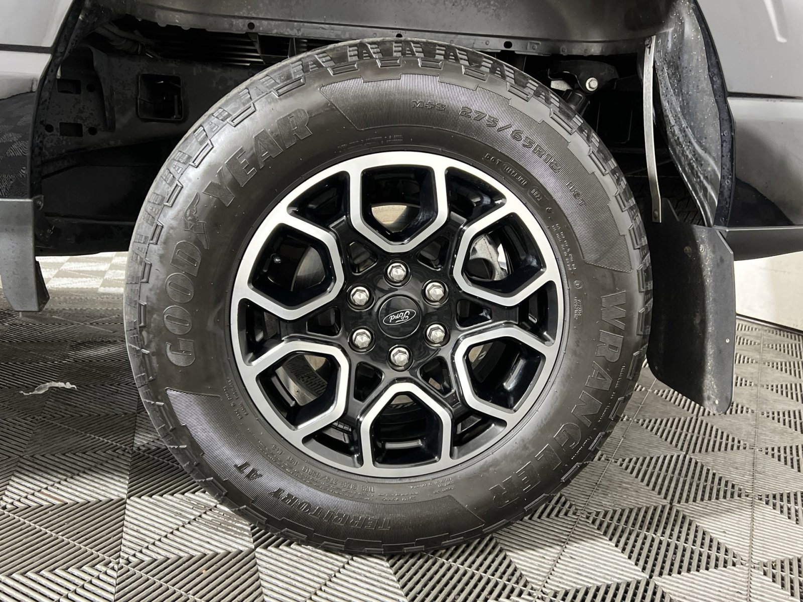 Used 2023 Ford F150 XLT w/ Equipment Group 302A High image 12