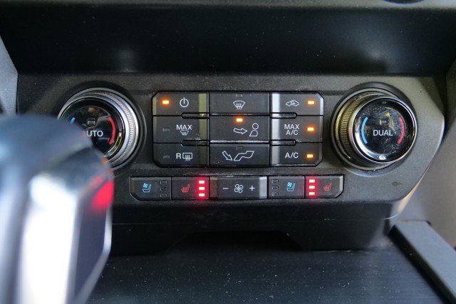 Used 2020 Ford F150 Raptor w/ Equipment Group 802A Luxury image 15