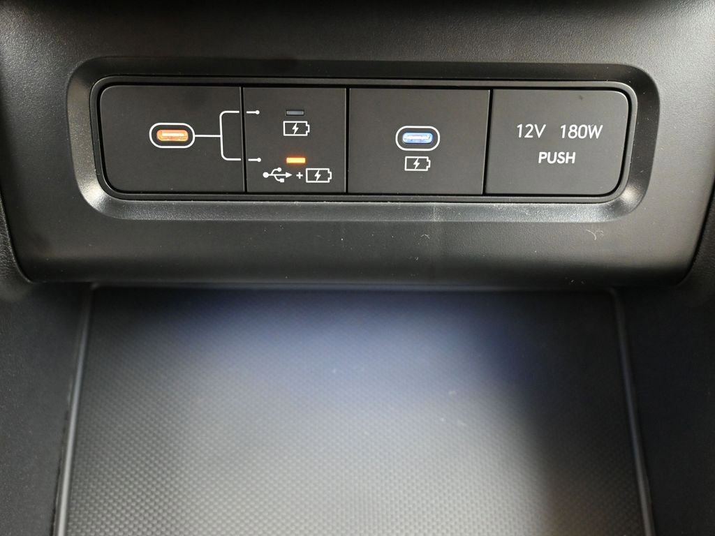 New 2026 Hyundai Tucson Limited image 35