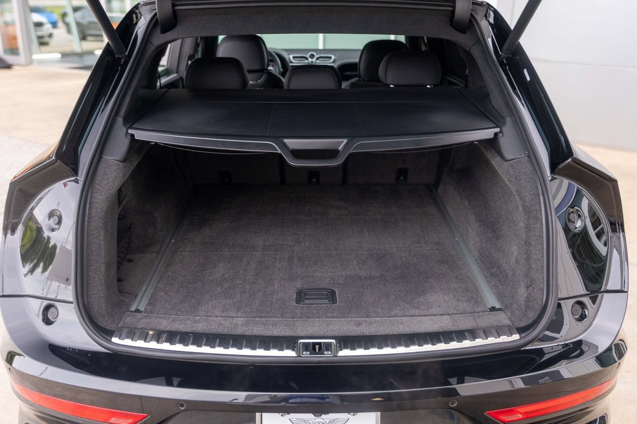Certified 2024 Bentley Bentayga AWD/4WD image 55