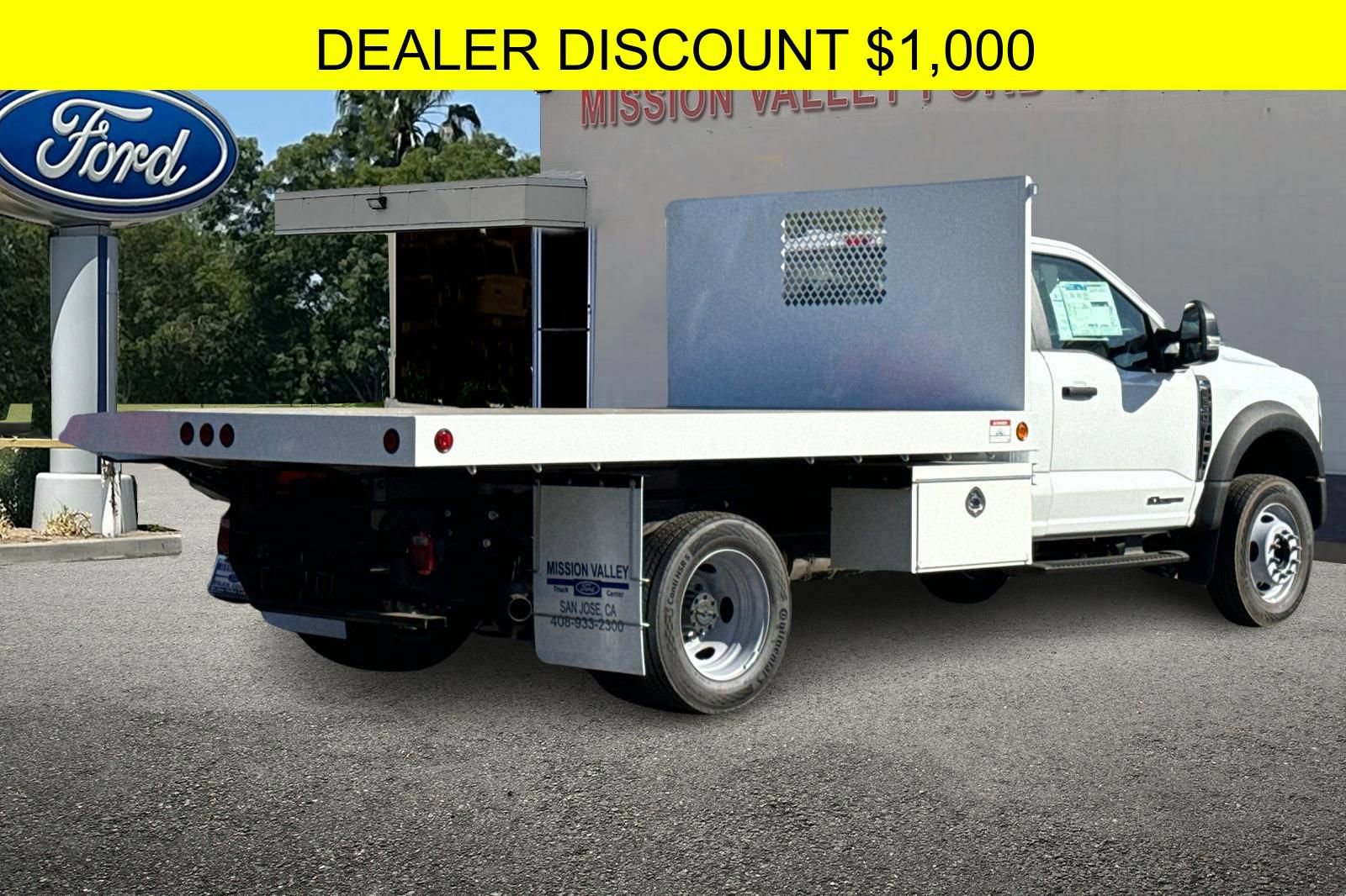 New 2024 Ford F550 2WD Regular Cab Super Duty image 4