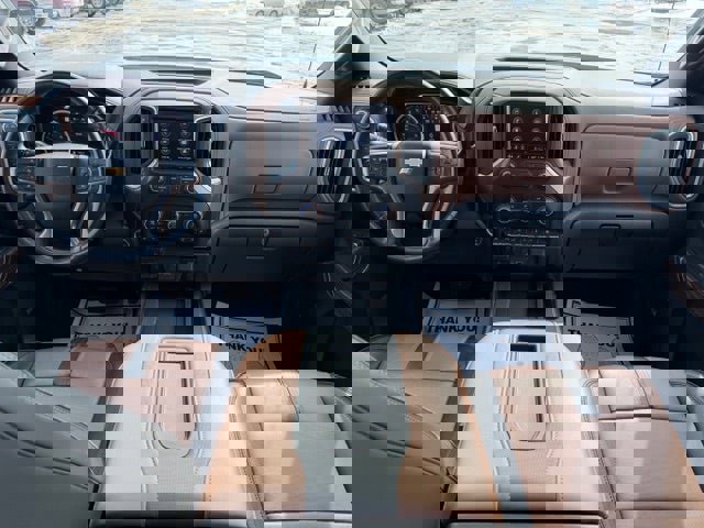 Used 2021 Chevrolet Silverado 1500 High Country w/ Technology Package image 21