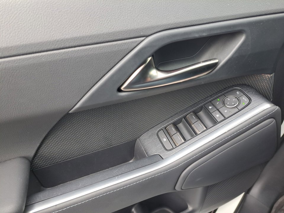 Used 2024 Lexus GX 550 image 35