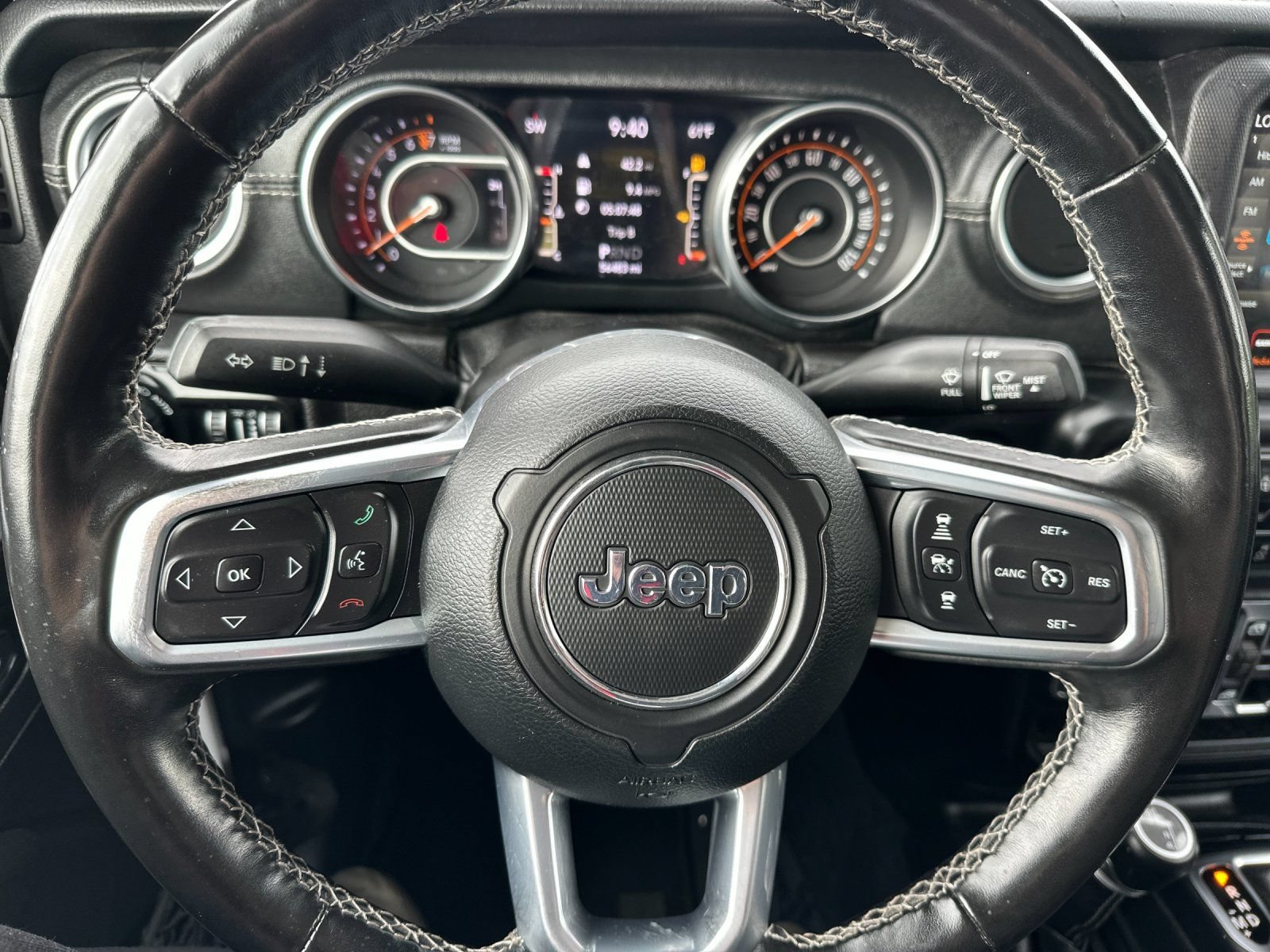 Used 2021 Jeep Gladiator Overland w/ Uconnect 4C Nav & Sound Group AWD/4WD image 22