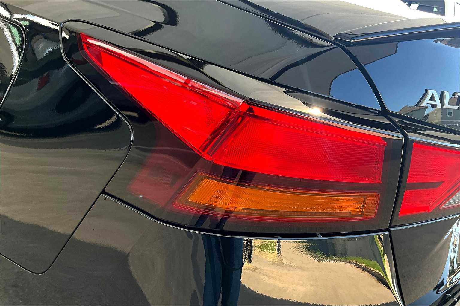 New 2025 Nissan Altima 2.5 S image 12