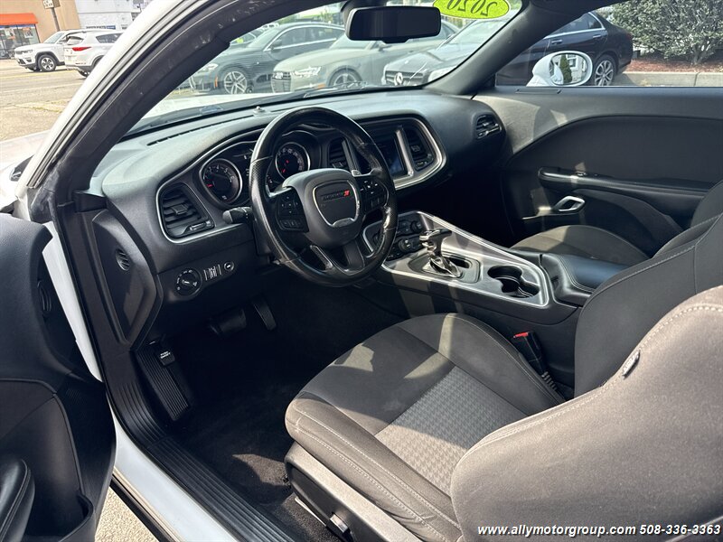 Used 2020 Dodge Challenger GT w/ Driver Convenience Group AWD/4WD image 16