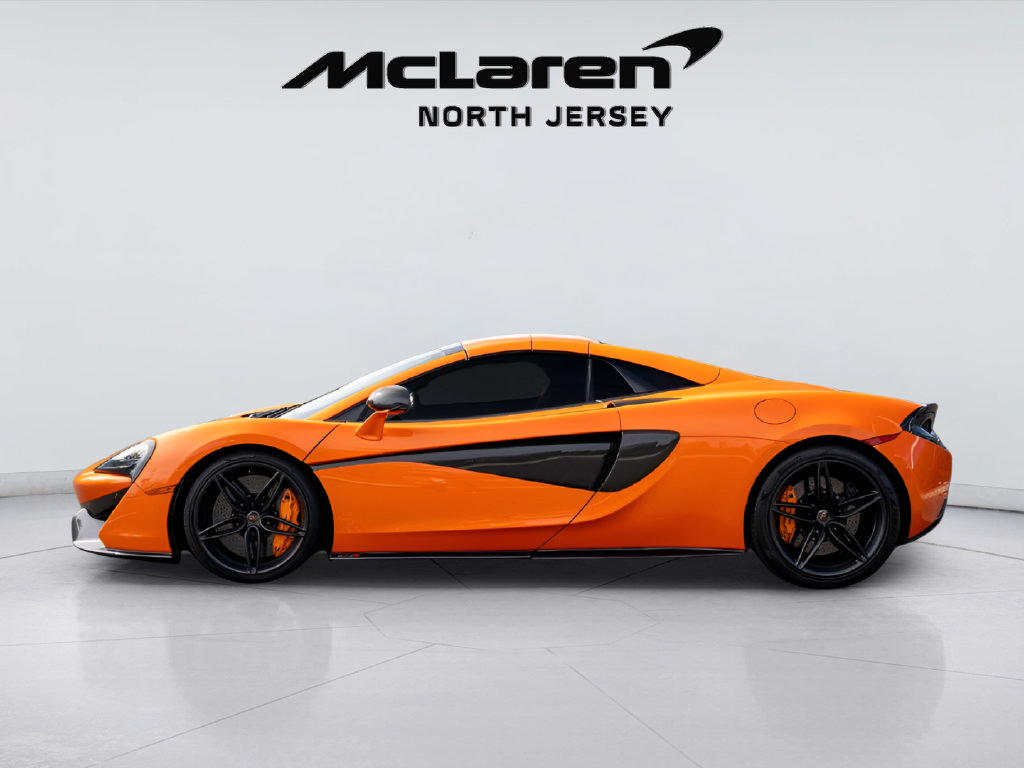 Used 2018 McLaren 570S Spider RWD image 4