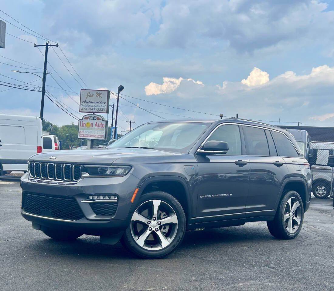 Used 2024 Jeep Grand Cherokee Limited 4xe AWD/4WD image 37