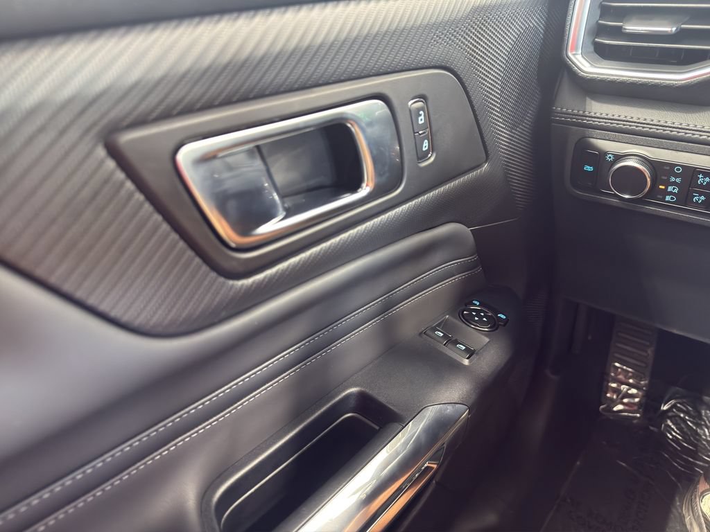 Used 2025 Ford Mustang GT Premium w/ GT Performance Package RWD image 21