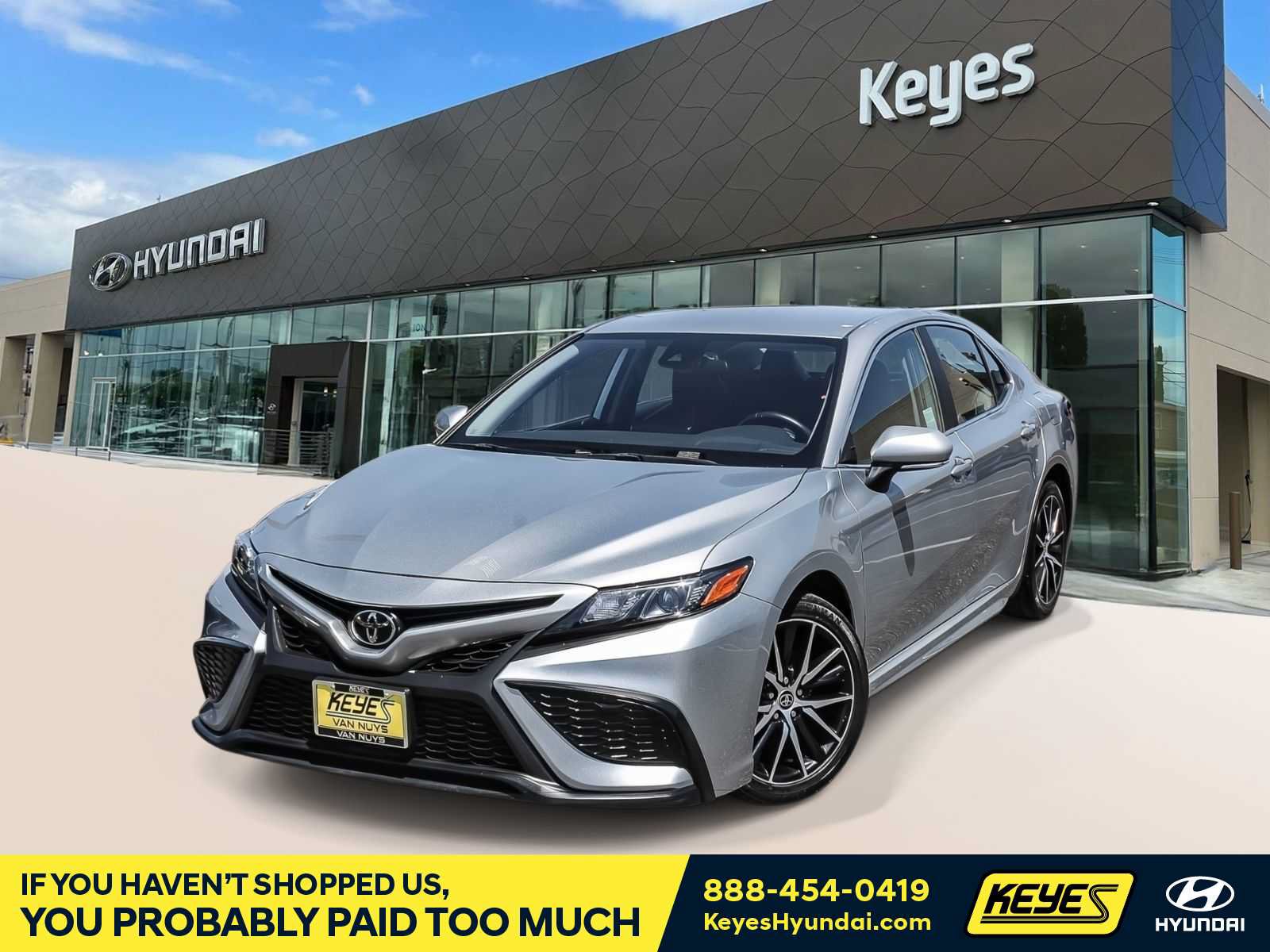 Used 2023 Toyota Camry SE FWD video 1