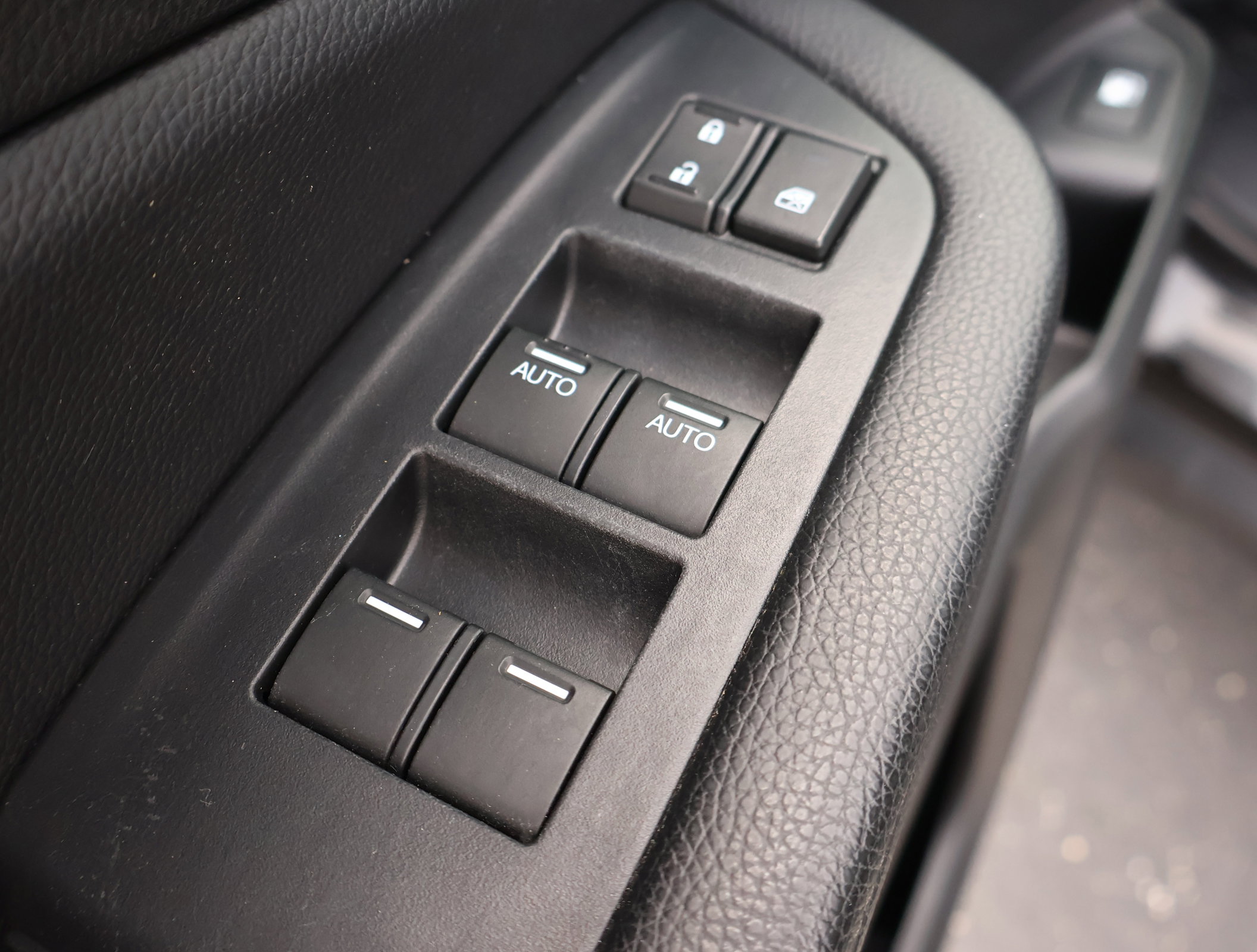 Used 2021 Honda Passport Sport image 8