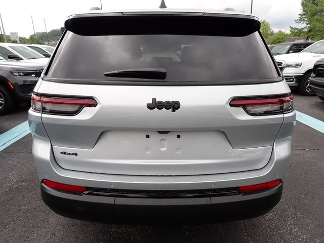 New 2025 Jeep Grand Cherokee L Altitude AWD/4WD image 3