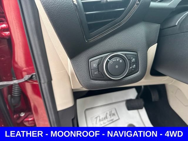 Used 2017 Ford Escape Titanium AWD/4WD image 18