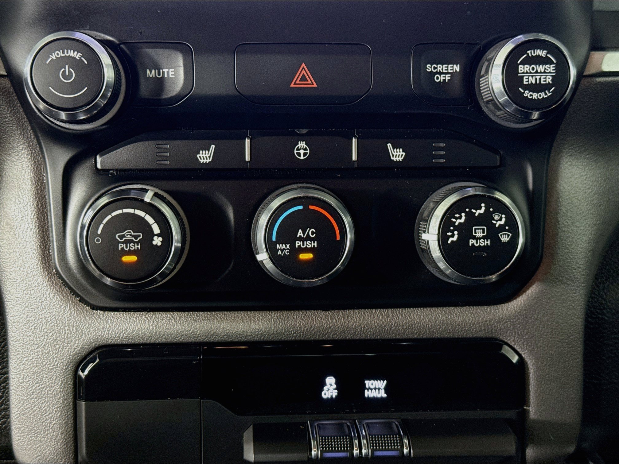 Used 2023 RAM 1500 Big Horn AWD/4WD image 17