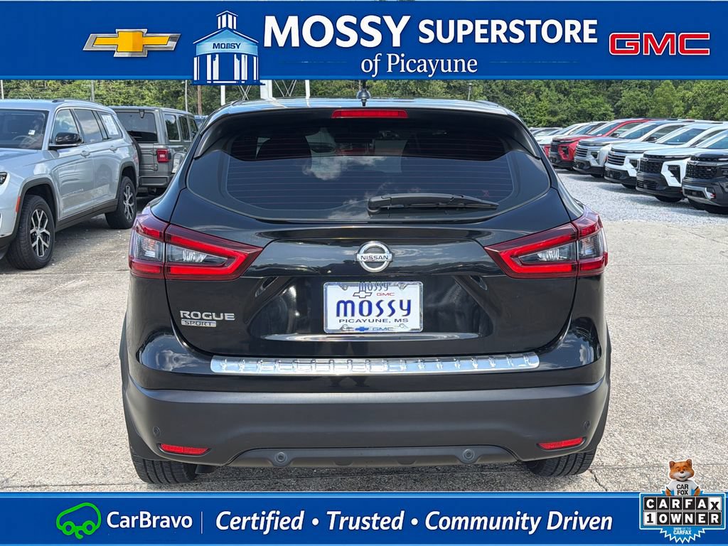 Certified 2020 Nissan Rogue Sport S FWD image 5