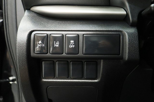 Used 2023 Mitsubishi Eclipse Cross LE AWD/4WD image 9