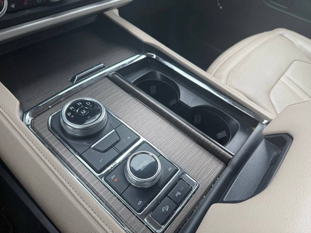 Used 2024 Ford Expedition Max Limited image 9
