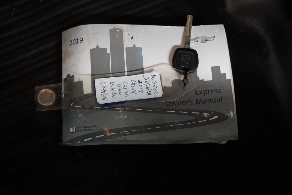 Used 2019 Chevrolet Express 2500 w/ Driver Convenience Package image 23