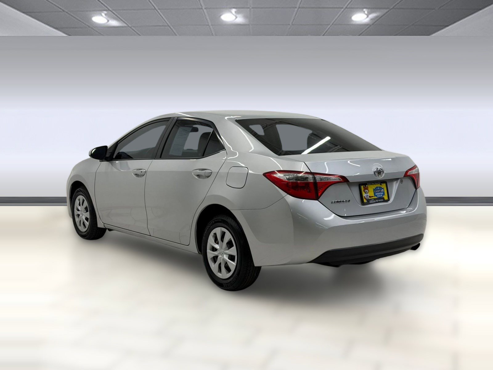 Used 2016 Toyota Corolla L FWD image 2