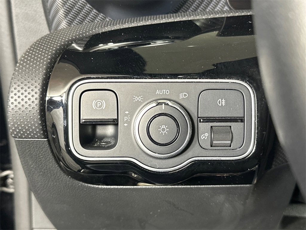 Certified 2024 Mercedes-Benz CLA 250 image 32