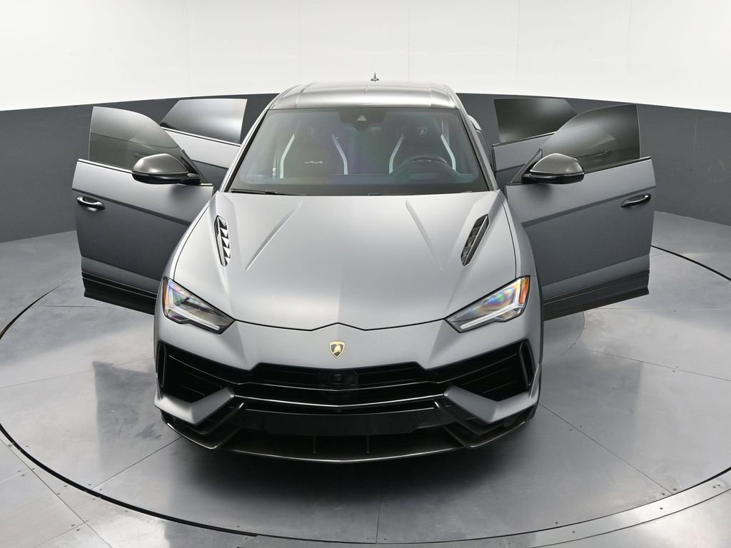 Used 2024 Lamborghini Urus Performante AWD/4WD image 39