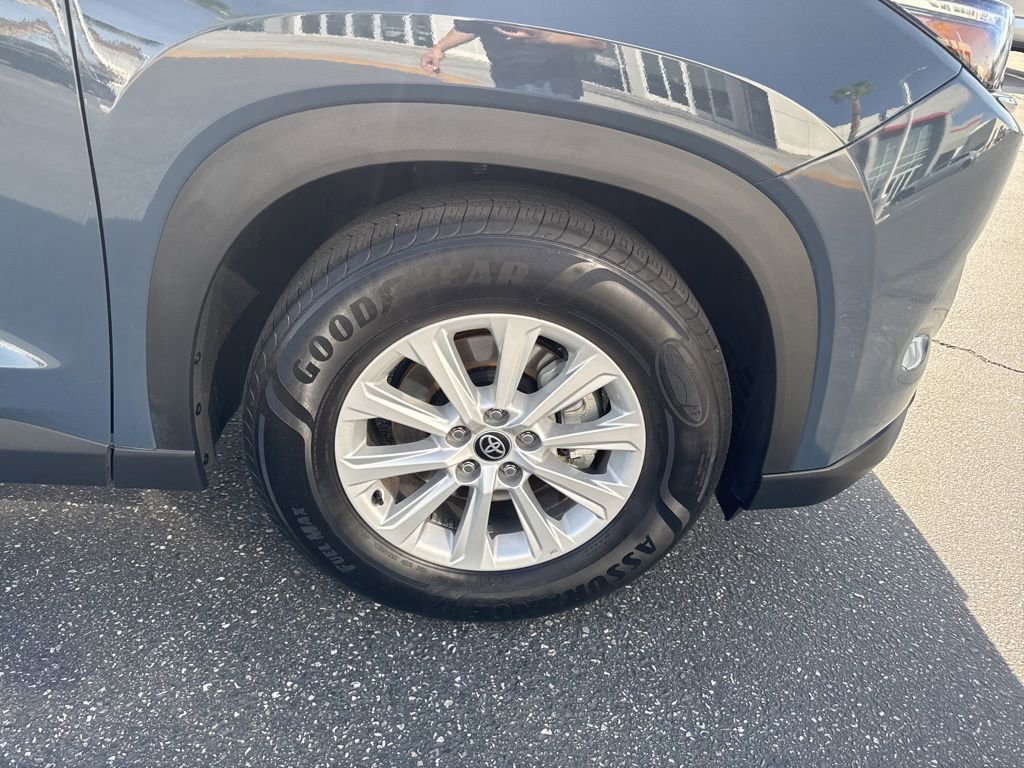 Certified 2025 Toyota Grand Highlander FWD image 20