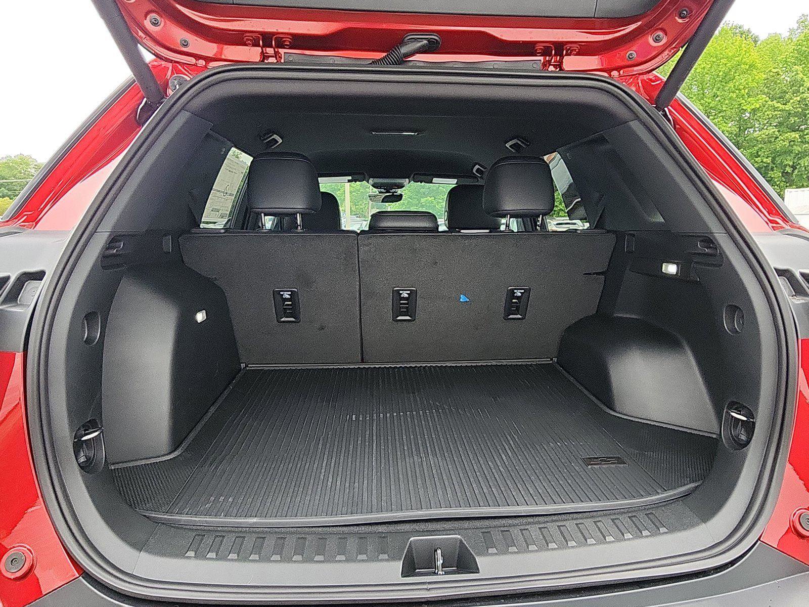 New 2026 Chevrolet Equinox LT AWD/4WD image 25