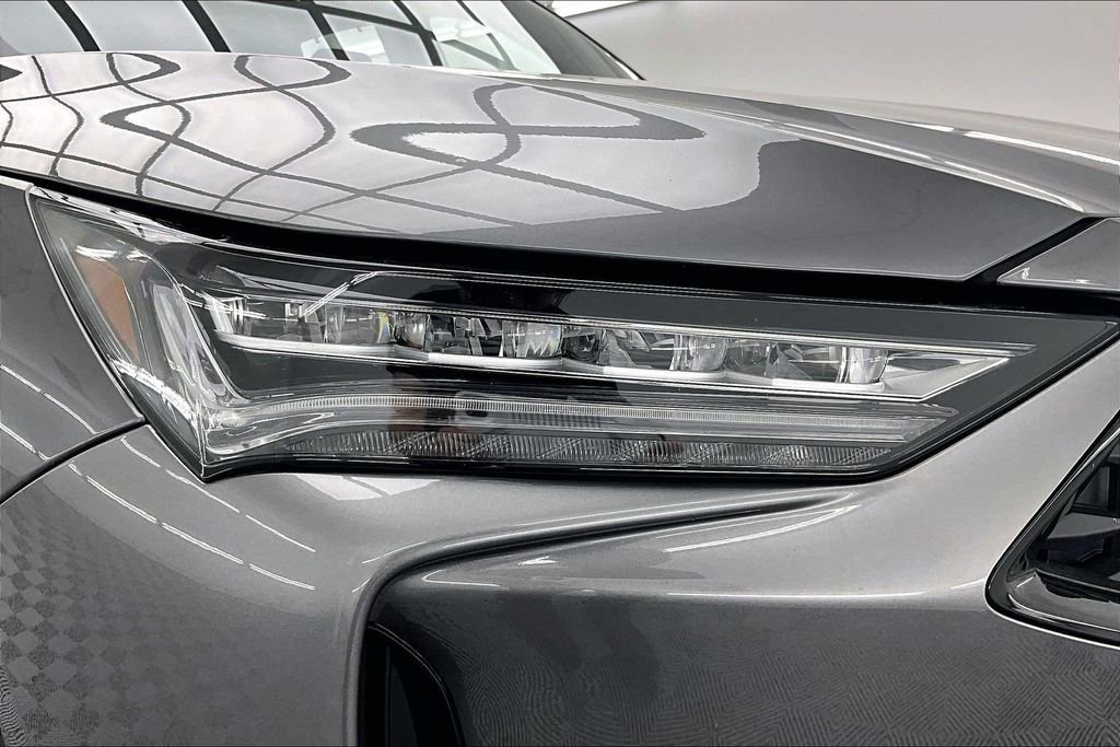 Used 2023 Acura MDX A-Spec image 30