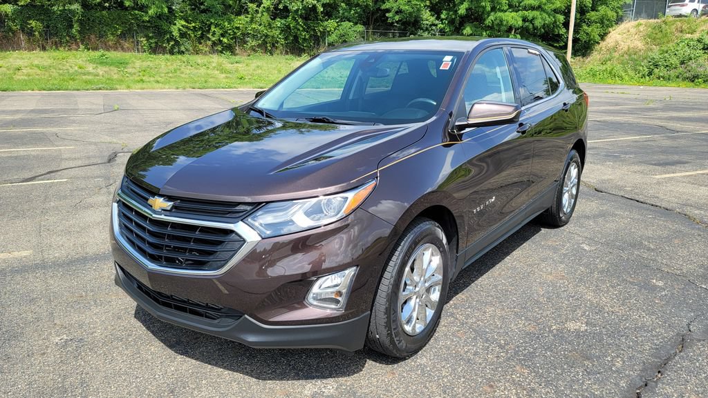Used 2020 Chevrolet Equinox LT w/ Driver Convenience Package FWD image 5