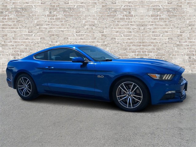 Used 2017 Ford Mustang GT video 1