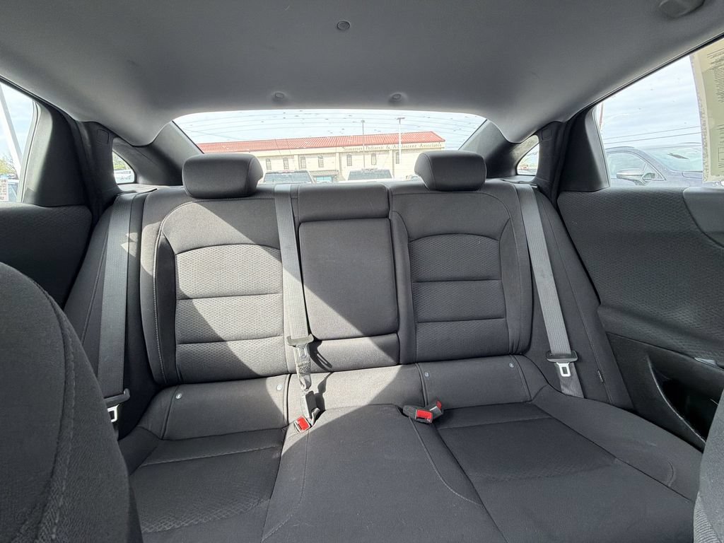 Used 2021 Chevrolet Malibu LT FWD image 27