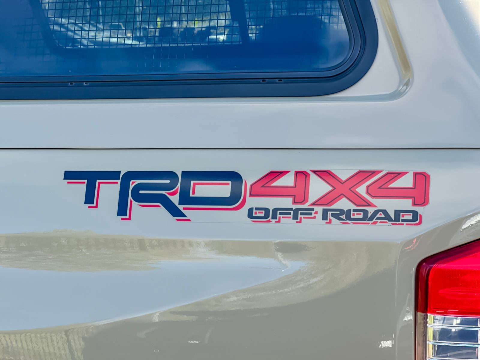 Used 2020 Toyota Tundra SR5 w/ TRD Off-Road Plus Package image 26